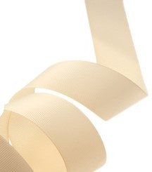 Лента атласная 2,5 см бежевая 085 (22 метра) - фото - 1